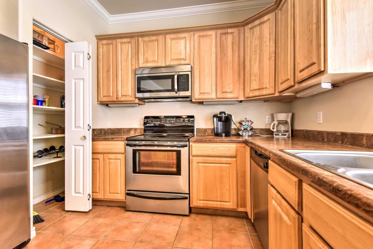 Waterfront Corpus Christi Townhome With Pool And Dock! Exteriér fotografie